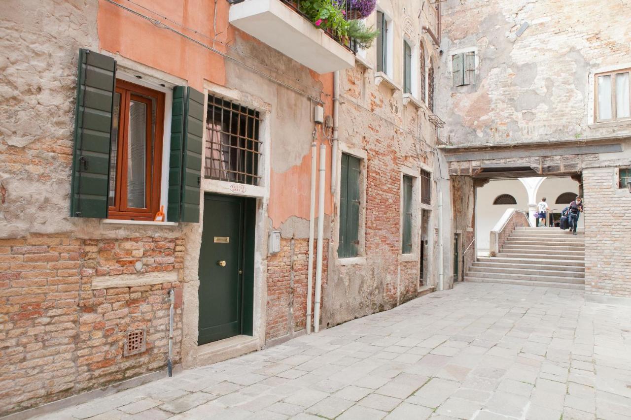 Piera Rossa Appartamento Venezia